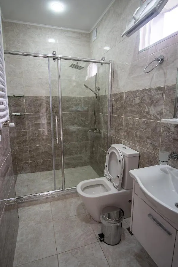 Sweet Home At Ninoshvili 3 Batumi
