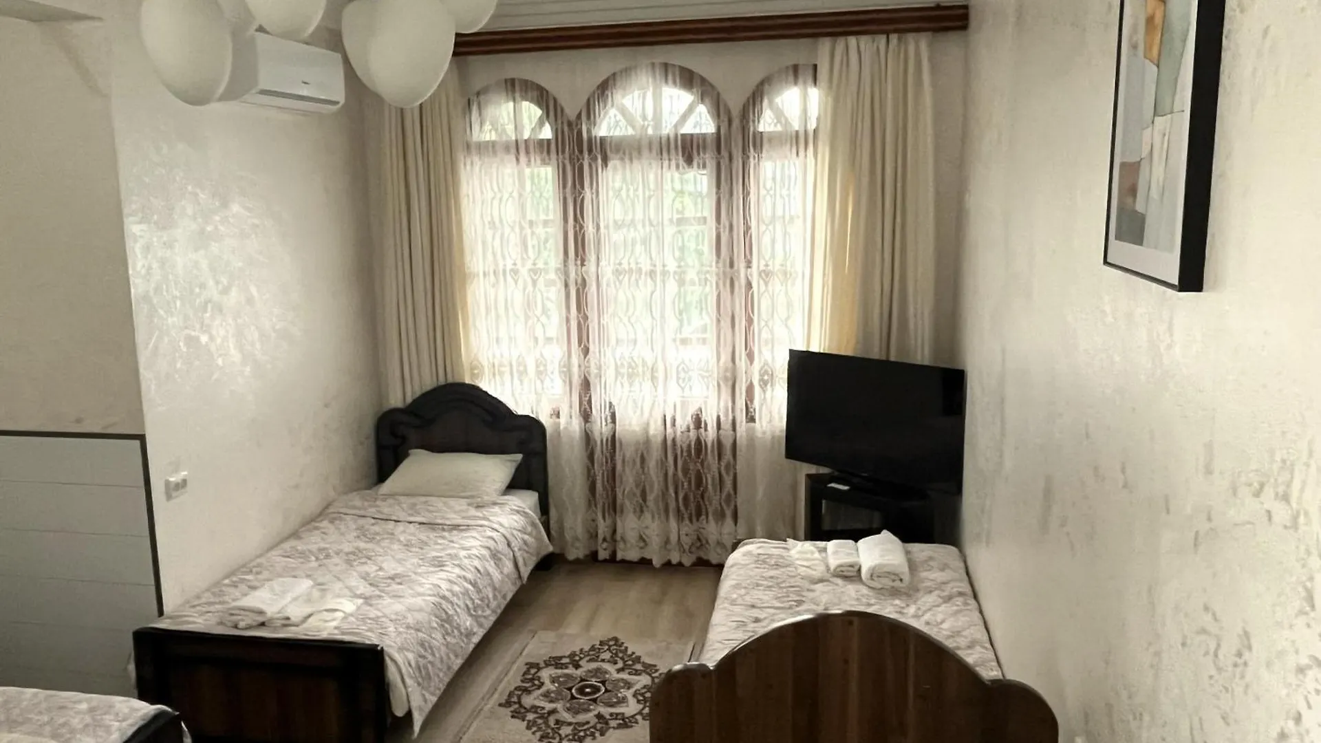 Sweet Home At Ninoshvili 3 Batumi Georgia