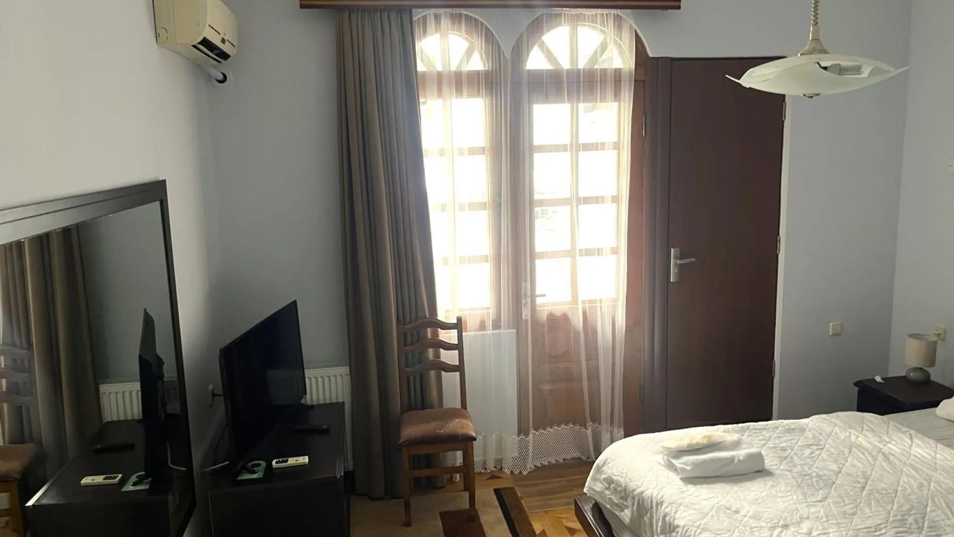 Inn Sweet Home At Ninoshvili 3 Batumi Georgia