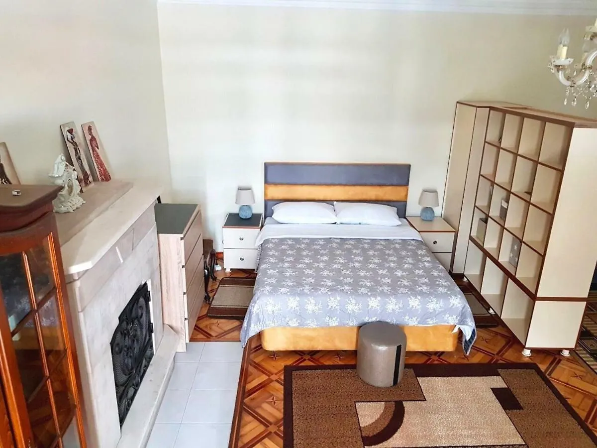 Inn Sweet Home At Ninoshvili 3 Batumi Georgia