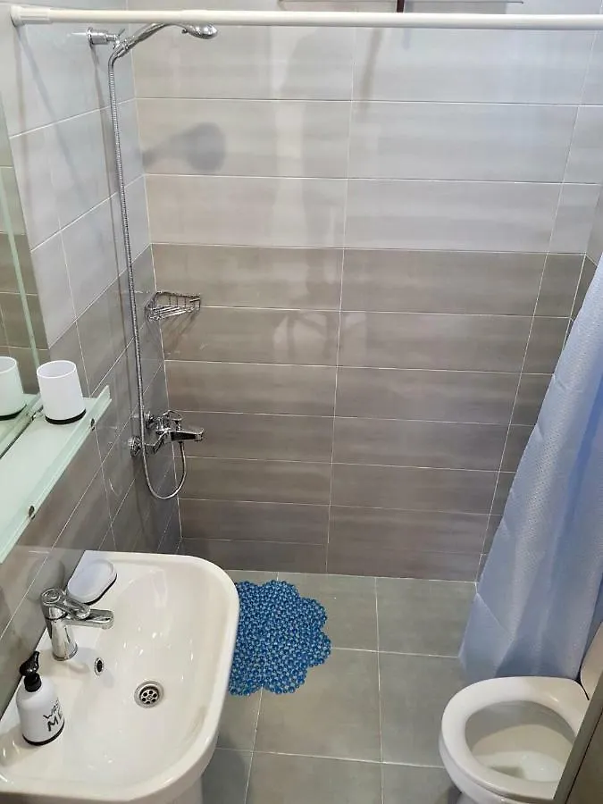 Inn Sweet Home At Ninoshvili 3 Batumi
